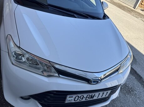 Toyota Corolla Fielder 2017