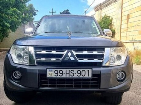 Mitsubishi Pajero 2014