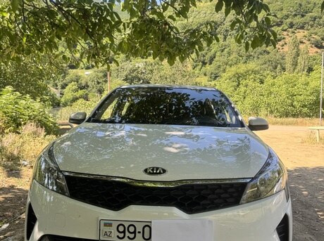 Kia Rio 2021