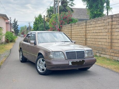 Mercedes E 300 d 1994