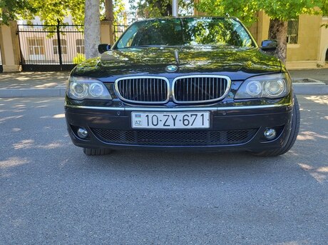 BMW 740