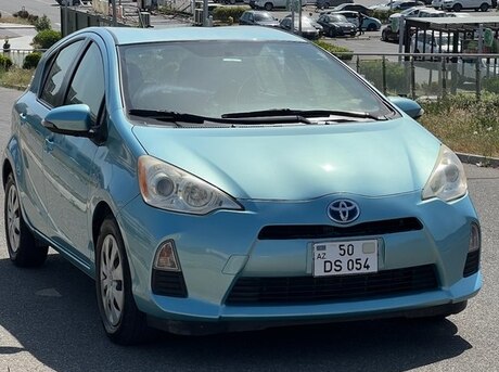 Toyota Prius C