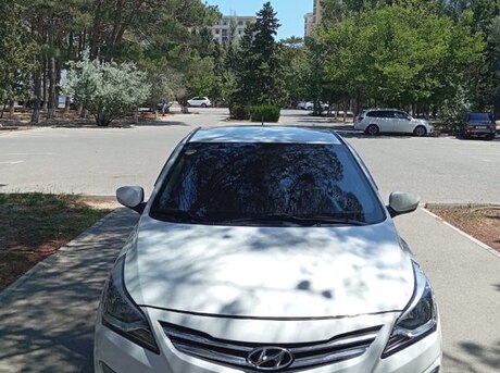 Hyundai Accent 2014