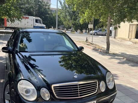 Mercedes E 240 2002