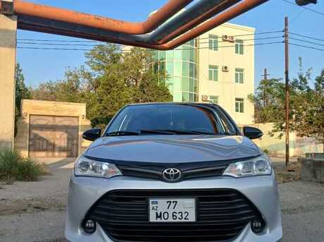 Toyota Corolla Fielder 2015