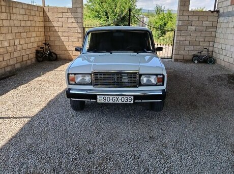 LADA (VAZ) 2107