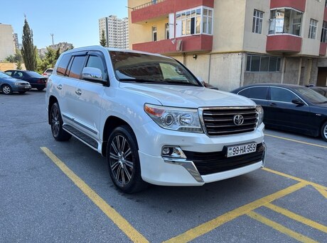 Toyota Land Cruiser 2013