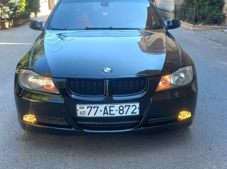 BMW 320