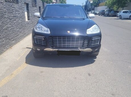 Porsche Cayenne Turbo S