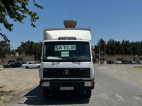 Mercedes Atego 814