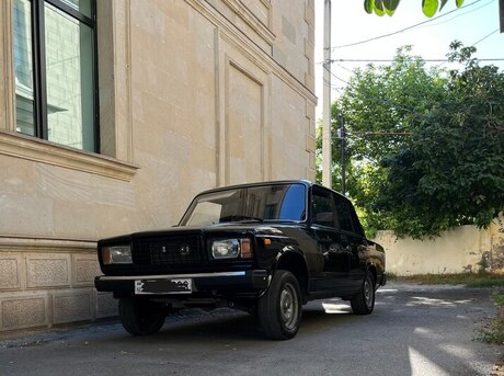 LADA (VAZ) 2107 2010