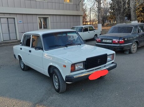 LADA (VAZ) 2107