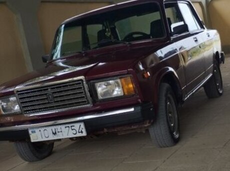 LADA (VAZ) 2107 2004
