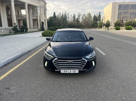 Hyundai Elantra 2016