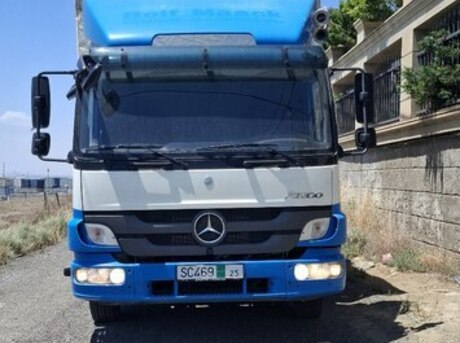 Mercedes Atego 818 2012