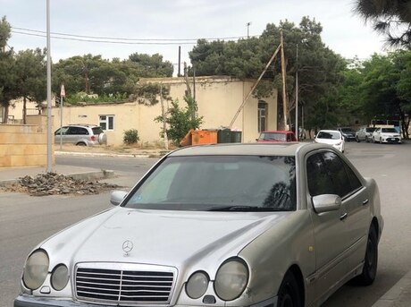Mercedes E 240 1997