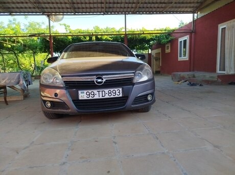 Opel Astra 2005
