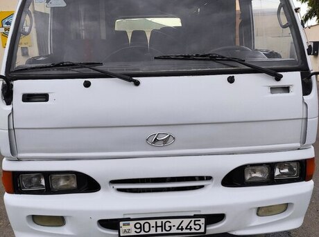 Hyundai  2002