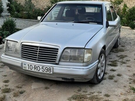 Mercedes E 220 1993