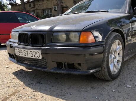 BMW 320 1995