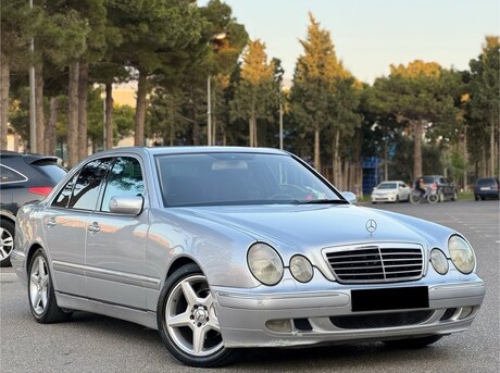 Mercedes E 240 2000