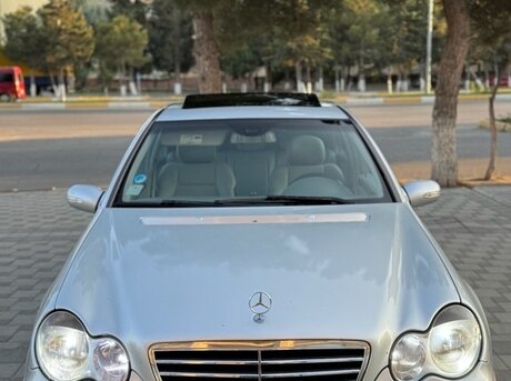 Mercedes C 250