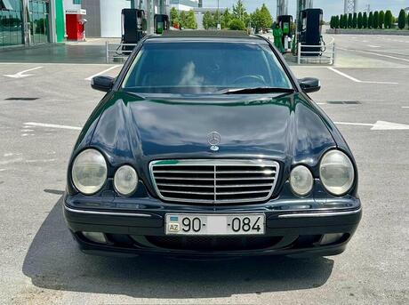 Mercedes E 240 2001