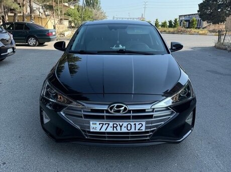 Hyundai Elantra 2020