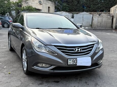 Hyundai Sonata 2010