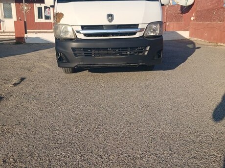 Toyota HiAce 2014