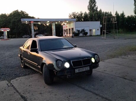 Mercedes E 230 1996