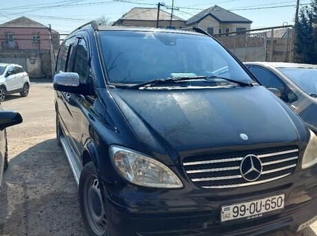 Mercedes Vito 111