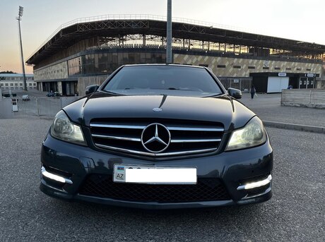 Mercedes C 250