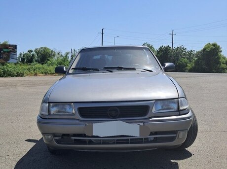 Opel Astra 1996