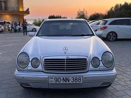Mercedes E 240 1998
