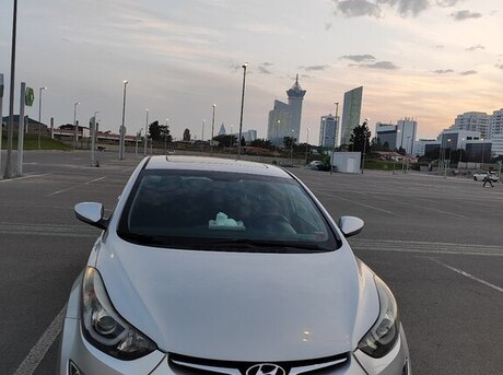 Hyundai Elantra 2014