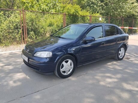 Opel Astra 2000