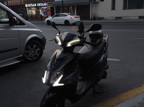 Yamaha RayZR Street Rally 125 2024