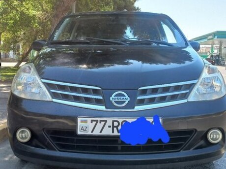 Nissan Tiida