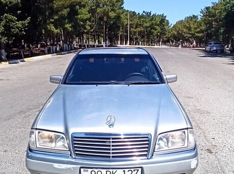 Mercedes C 180