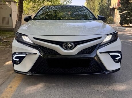 Toyota Camry 2017