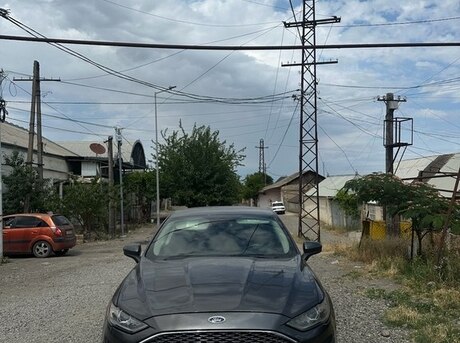 Ford Fusion 2019