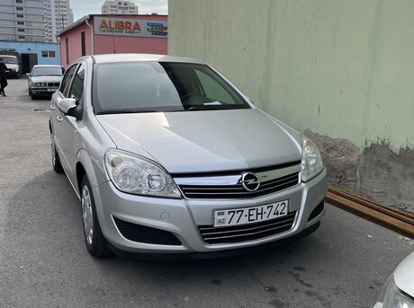 Opel Astra 2008
