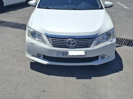 Toyota Camry 2014