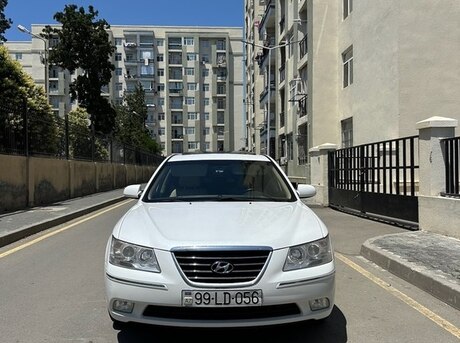 Hyundai Sonata 2009