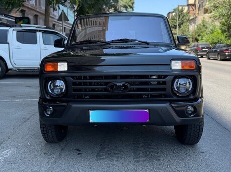 LADA (VAZ) Niva 2023