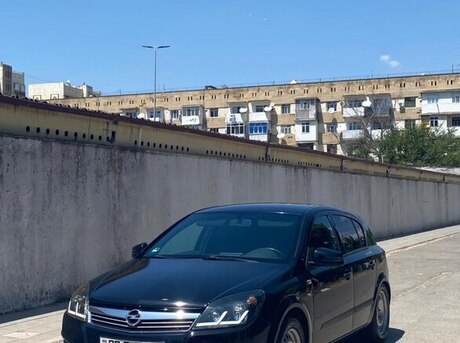 Opel Astra 2010