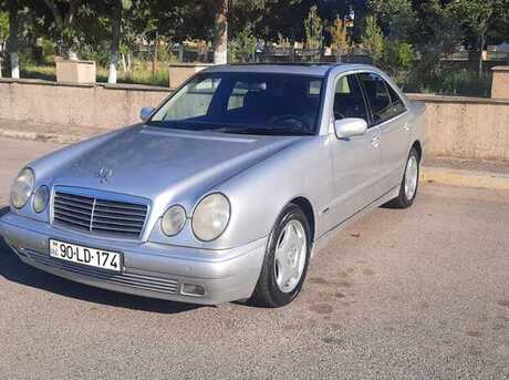 Mercedes E 240 1999