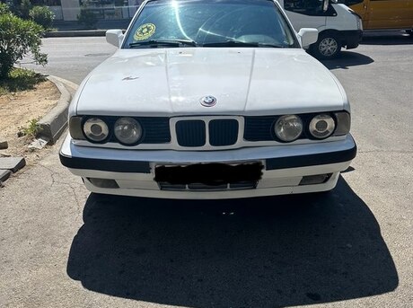 BMW 525 1989