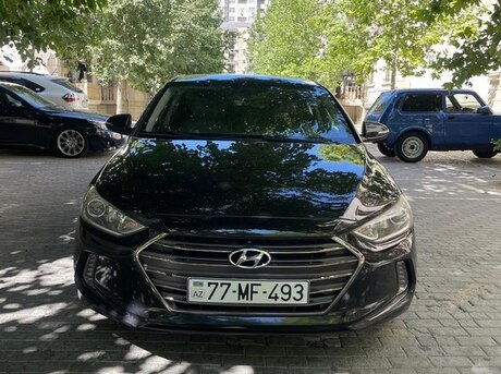 Hyundai Elantra 2016